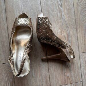Nine West Gold Peep Toe / Slingback Heels (US7)